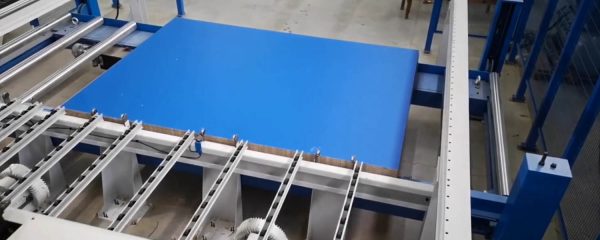 Seccionadora Horizontal CNC MARZICA KDT QUADRA 420L - Imagen 4