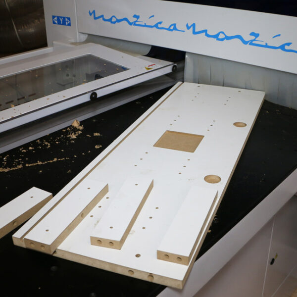 Centro de Trabajo Agujereadora CNC MARZICA  ULTRAFLEX KD6 - Imagen 11