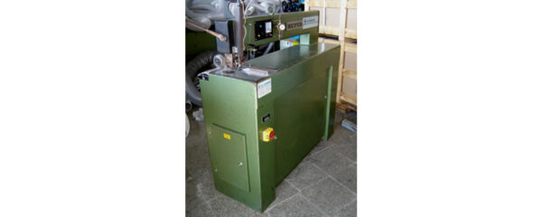 Juntadora de chapas de madera  KUPER FW 920 USADA - Imagen 4