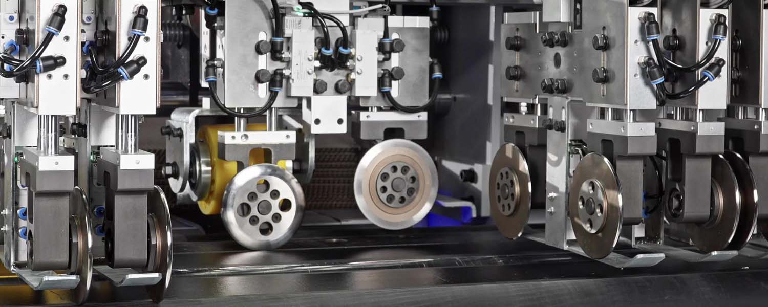 05_Cortadora_Troqueladora_de_carton_MARZICA_KDT_CTC7_MCaseros