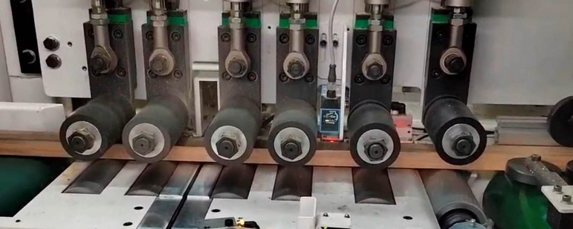 01_Sierra_de_Corte_Transversal_CNC_MARZICA_CUT_MARK200_MCaseros