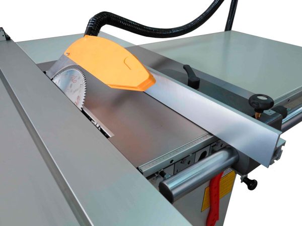 03_Mesa_en_fundicion_extenciones_en_metal_Exacta_32_MCaseros
