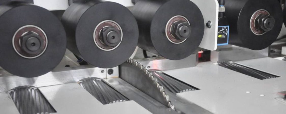 03_Sierra_de_Corte_Transversal_CNC_MARZICA_CUT_MARK200_MCaseros