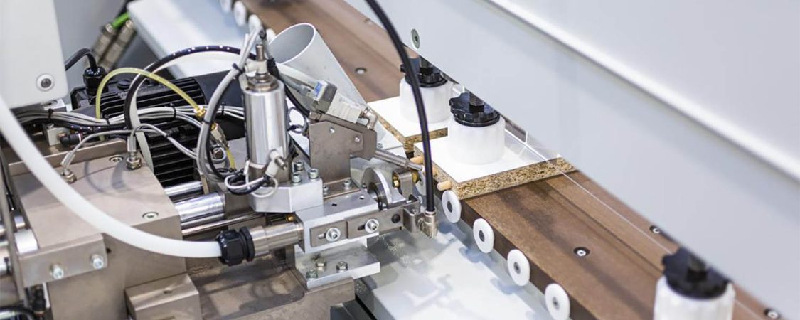 05_agujereadora_insertadora_de_cola_y_tarugos_CNC_Omal_Velox_1300_MCaseros