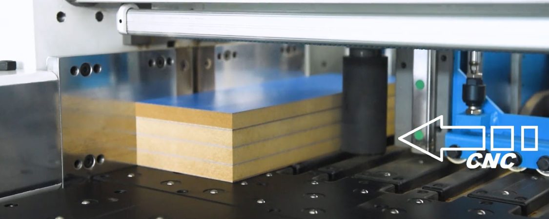 10_seccionadora_marzica_quadra_alineador_lateral_muy_rapido-CNC_mcaseros
